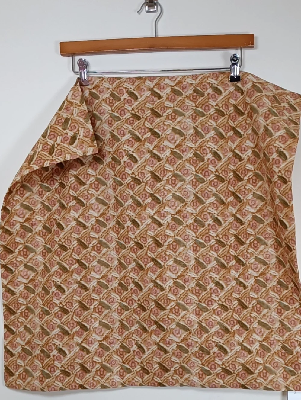 NWOT West Elm x Pierce & Ward Floral Lattice Mahogany Rose 26